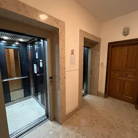 Triton Mansion D26 - Entire Unit 아파트 세인트폴스베이